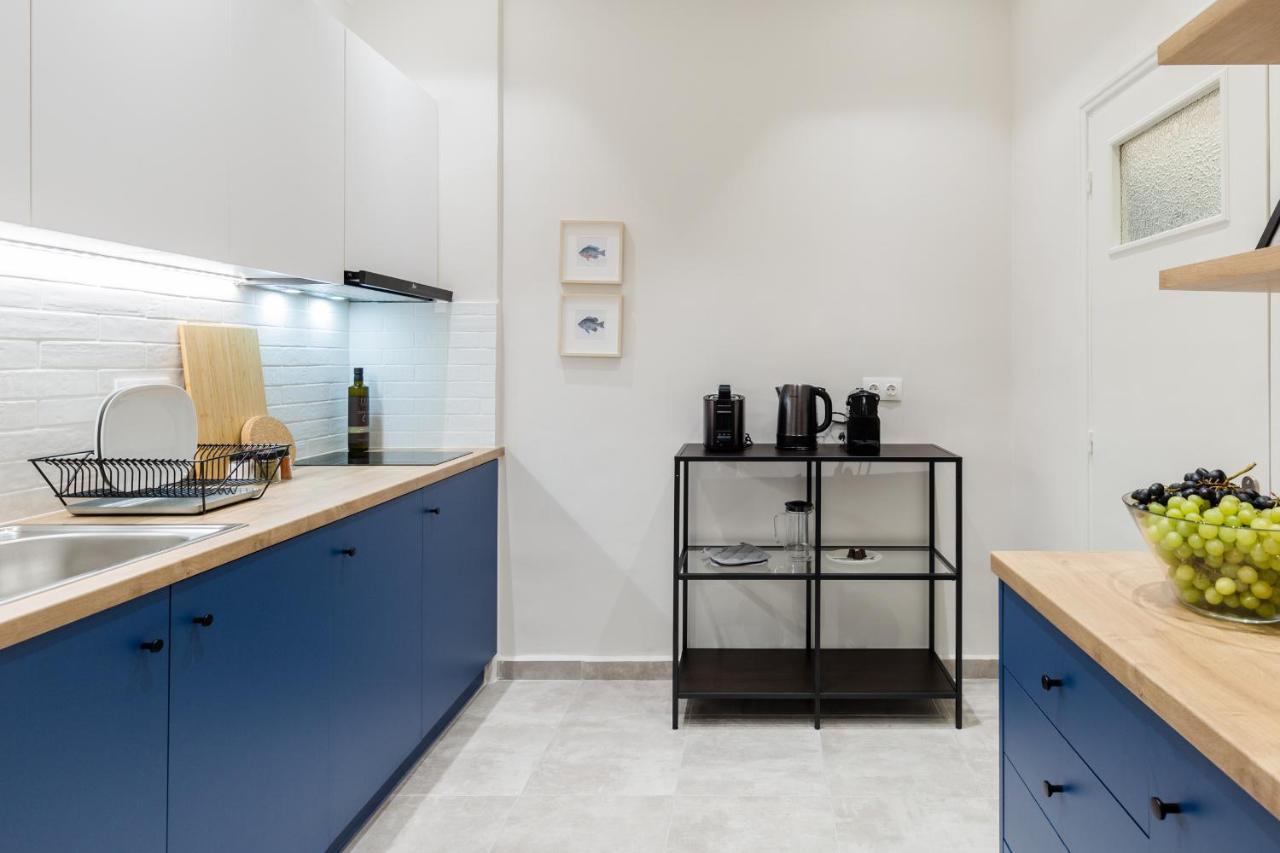 Acropolis Heart 2Bd Apartment In Plaka By Upstreet Athen Eksteriør billede