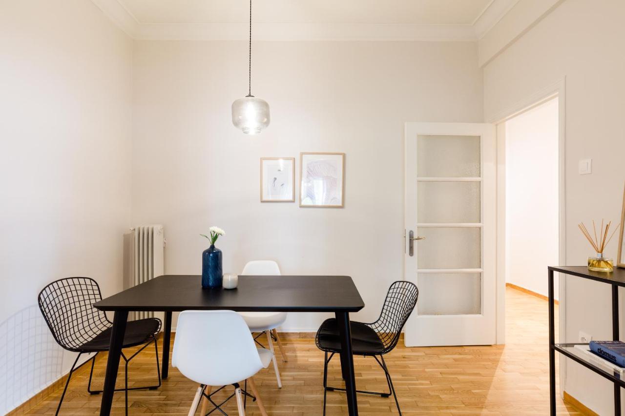 Acropolis Heart 2Bd Apartment In Plaka By Upstreet Athen Eksteriør billede